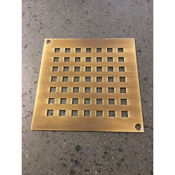 Grate in bronze